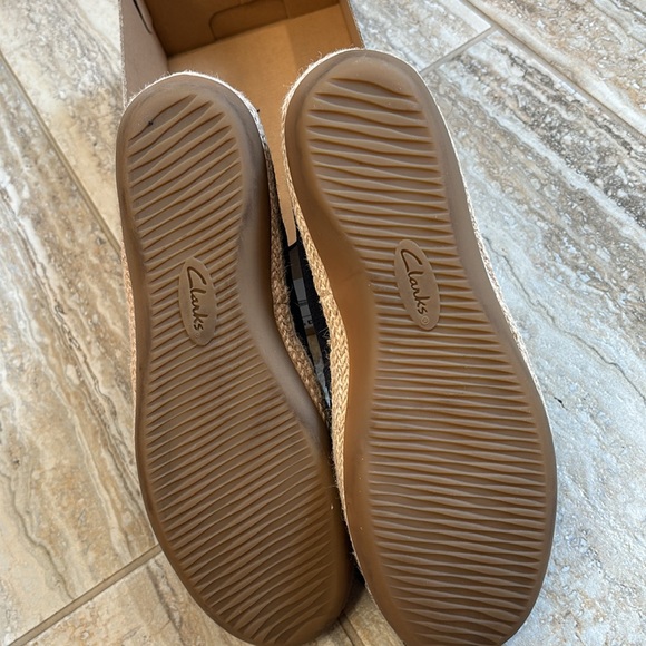 Clark’s Navy Blue Sz 9 Slip On Shoes - Picture 4 of 6